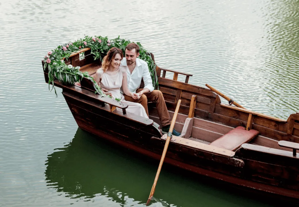 Houseboat for Wedding party