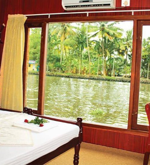 The Allure of Kerala Boat Houses in Alleppey