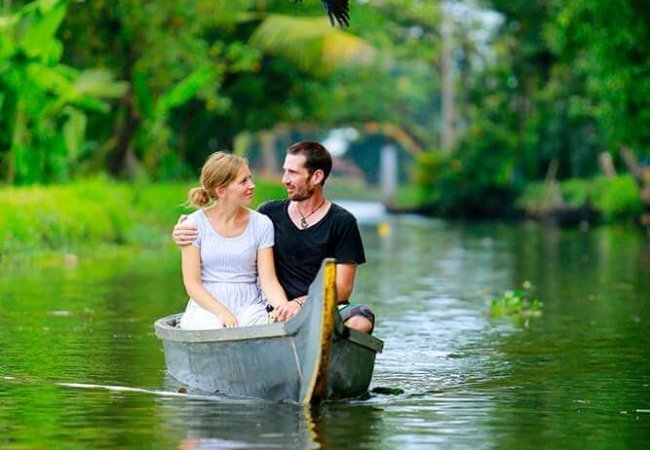 Alleppey Houseboat, Kerala